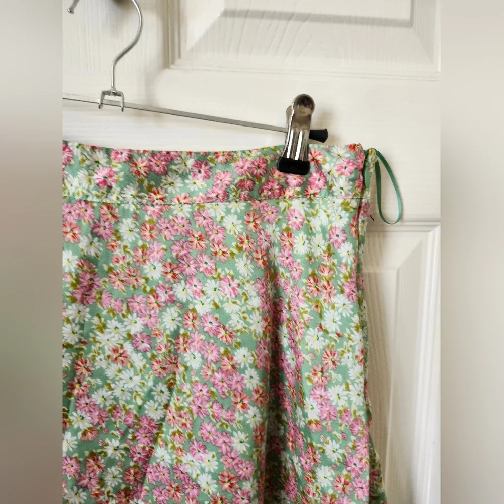 Dress Forum Floral A-Line Midi Skirt in Mint and Pink